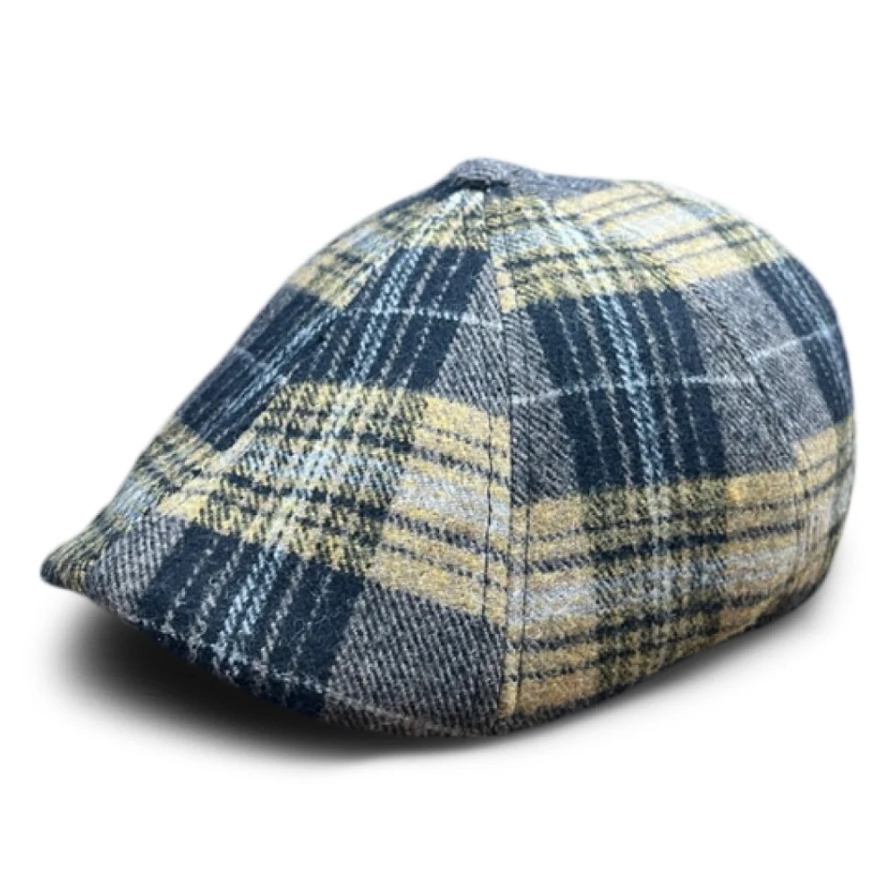 Boston Scally THE BRUIN PEAKY - GOLD AND BLACK PLAID XS